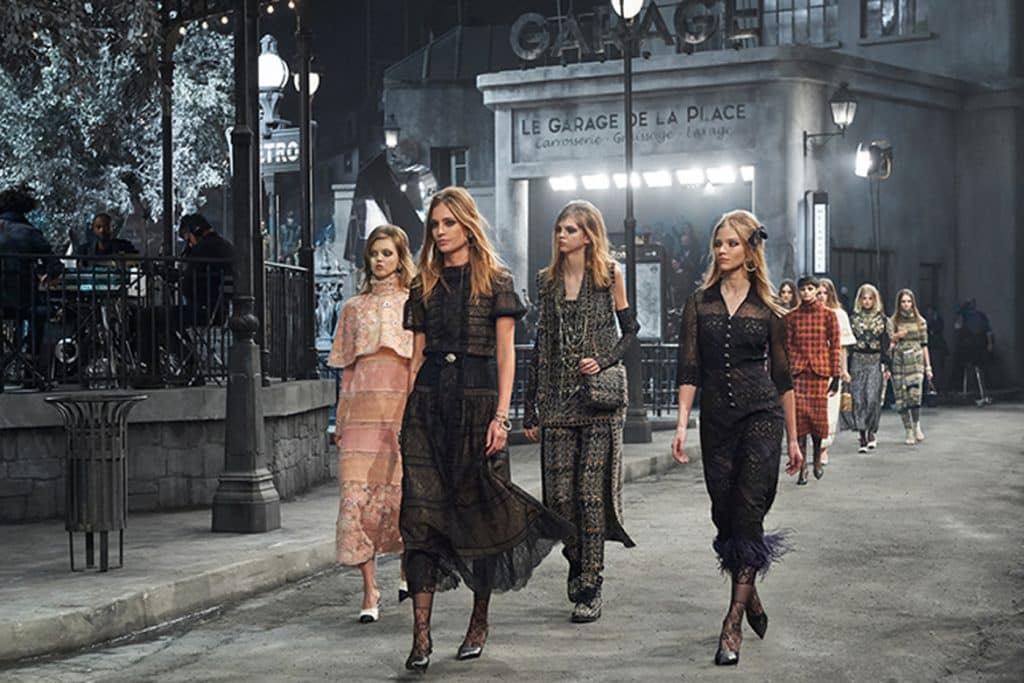 Chanel Métiers d’Art 2016 – Paris in Rome