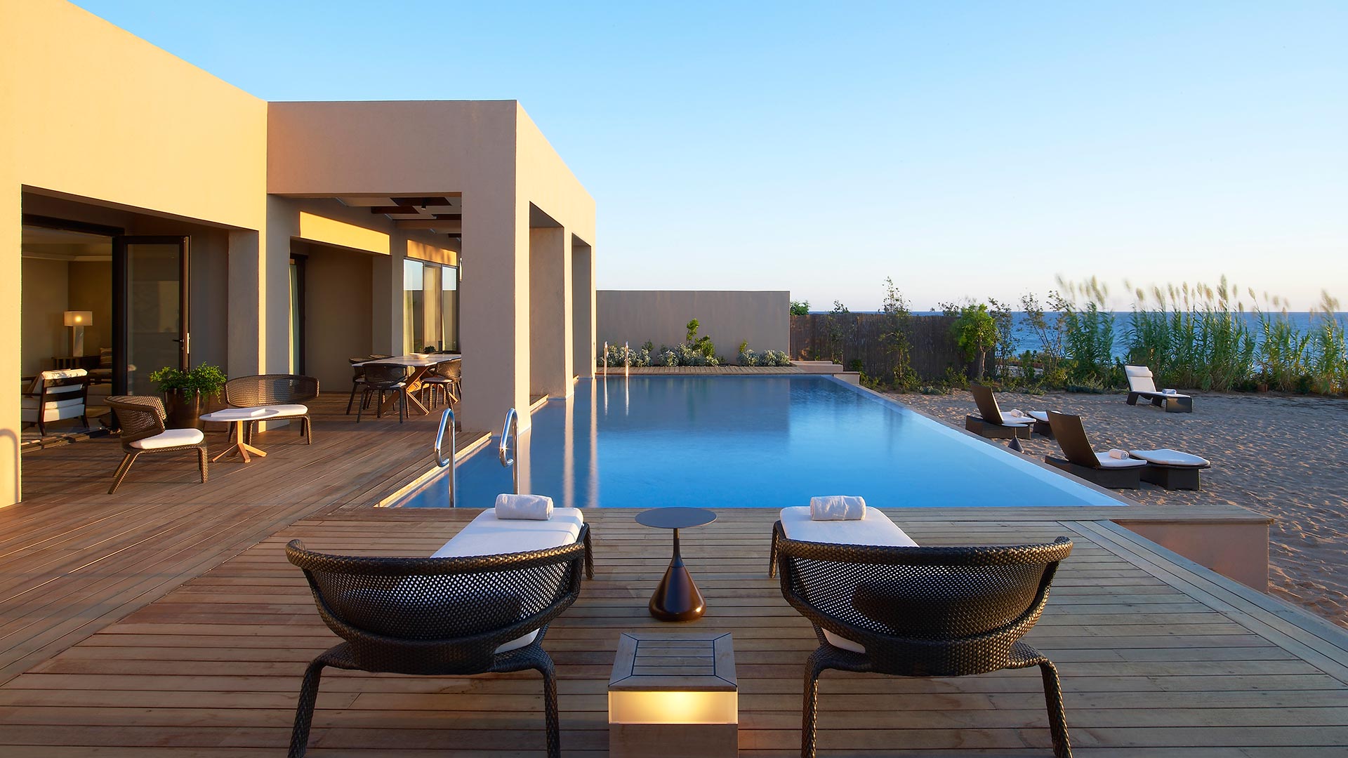Spotlight: Romanos Resort Costa Navarino - Insignia
