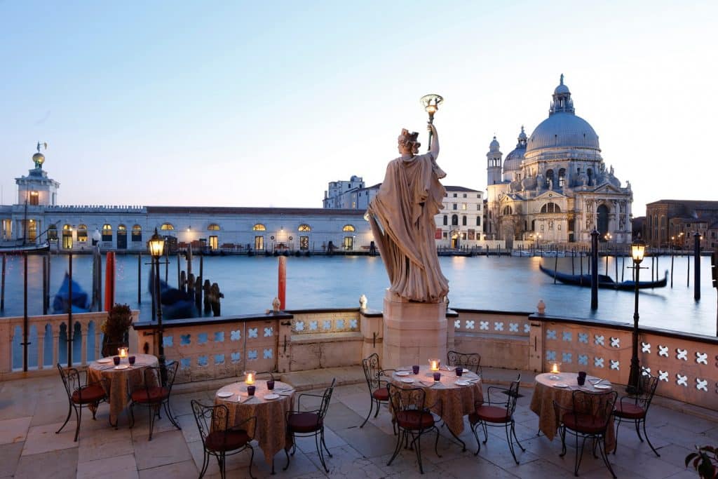 Valentine’s Day: Hotels for a Romantic Getaway